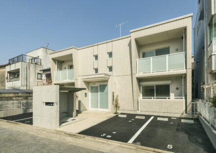 名古屋市西区の鉄筋コンクリート2階建てのマンション