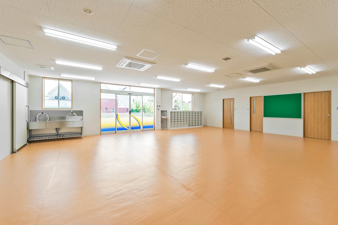 愛知県豊田市の鉄骨造１階建て託児所付き事務所