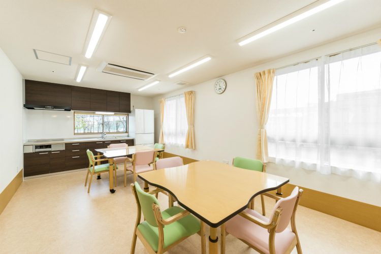 名古屋市西区の福祉施設の2階キッチン付きの居間＆食堂