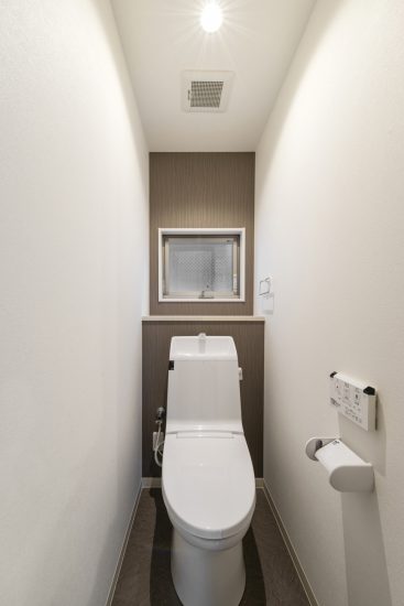 名古屋市熱田区の戸建賃貸住宅の手洗い付きトイレ