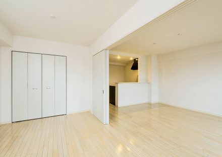 名古屋市東区の賃貸マンションの白を基調としたLDK+洋室