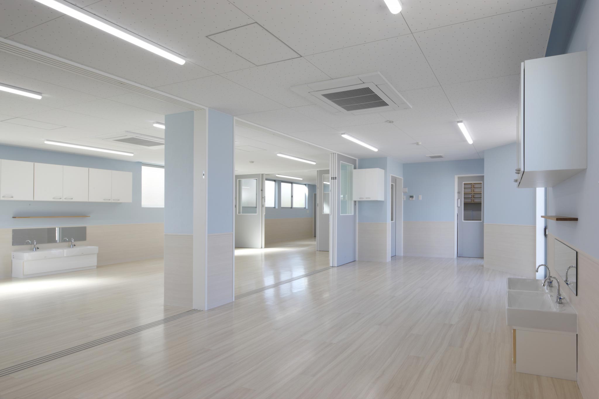 名古屋市天白区の保育施設のパステルカラーの保育室