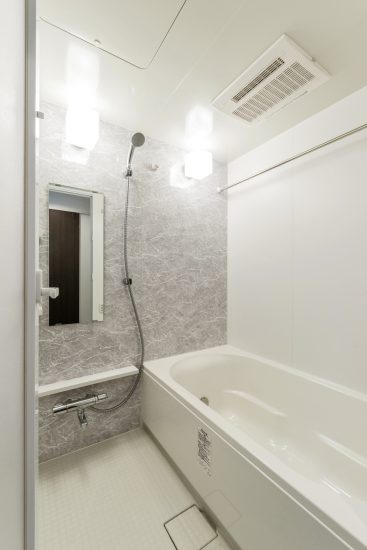名古屋市名東区の賃貸マンションのゆとりサイズの浴室