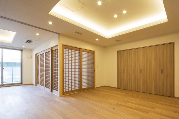 名古屋市西区の鉄骨造の賃貸併用住宅のオーナー様宅和と洋を融合したおしゃれなダイニング