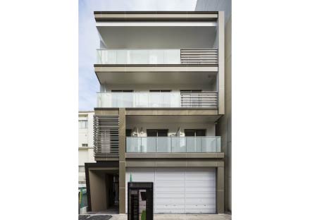 名古屋市西区の鉄骨造4階建賃貸併用住宅・マンション経営：モダンな外観デザイン