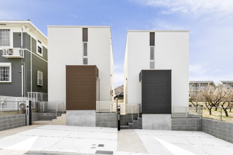 名古屋市緑区の戸建て賃貸住宅のシンプルでスタイリッシュな外観デザイン