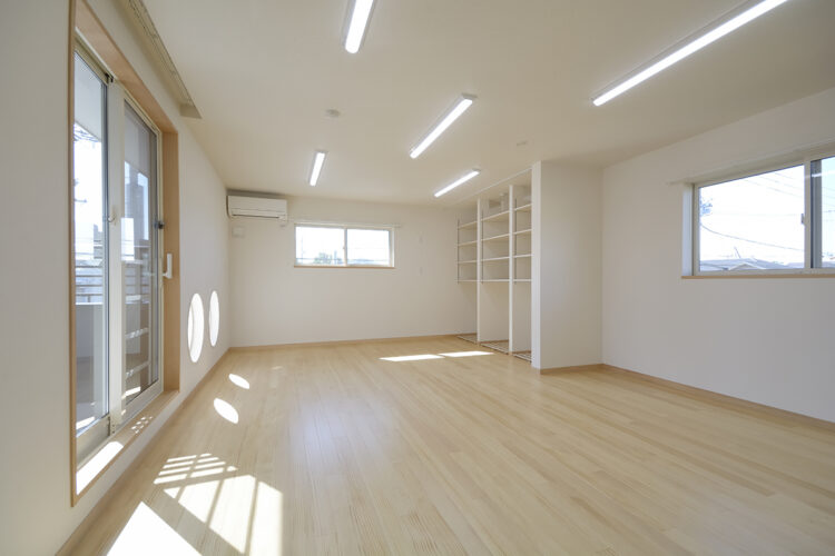 名古屋市中川区の約160坪の土地の2階　2才保育室の施工例