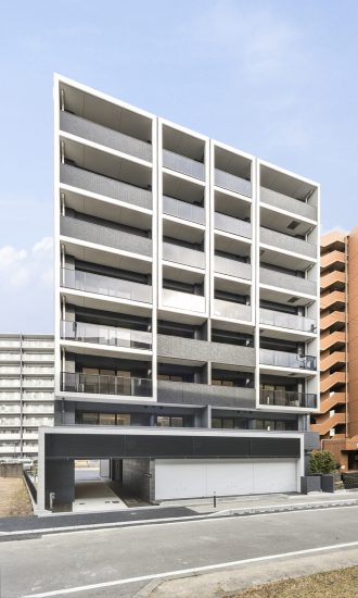 名古屋市西区の賃貸マンションの上部がシンメトリーの外観デザイン