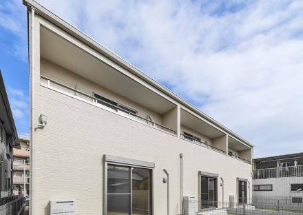 名古屋市中川区の2階建てメゾネット賃貸アパートの裏側写真