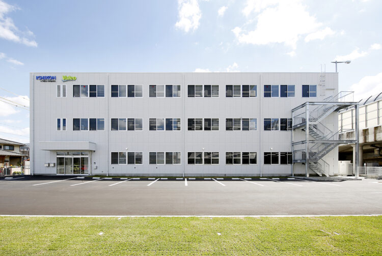 外階段も付いた外観デザイン