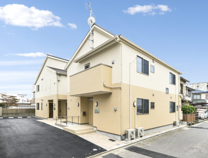 名古屋市北区の介護施設の木造2階建ての介護施設2棟