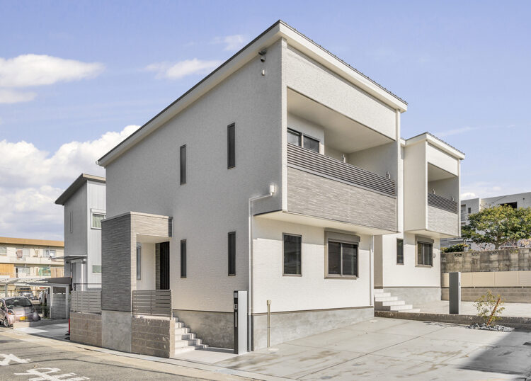 名古屋市天白区の戸建賃貸住宅のシンプルな色づかいの個性的外観デザインの新築写真