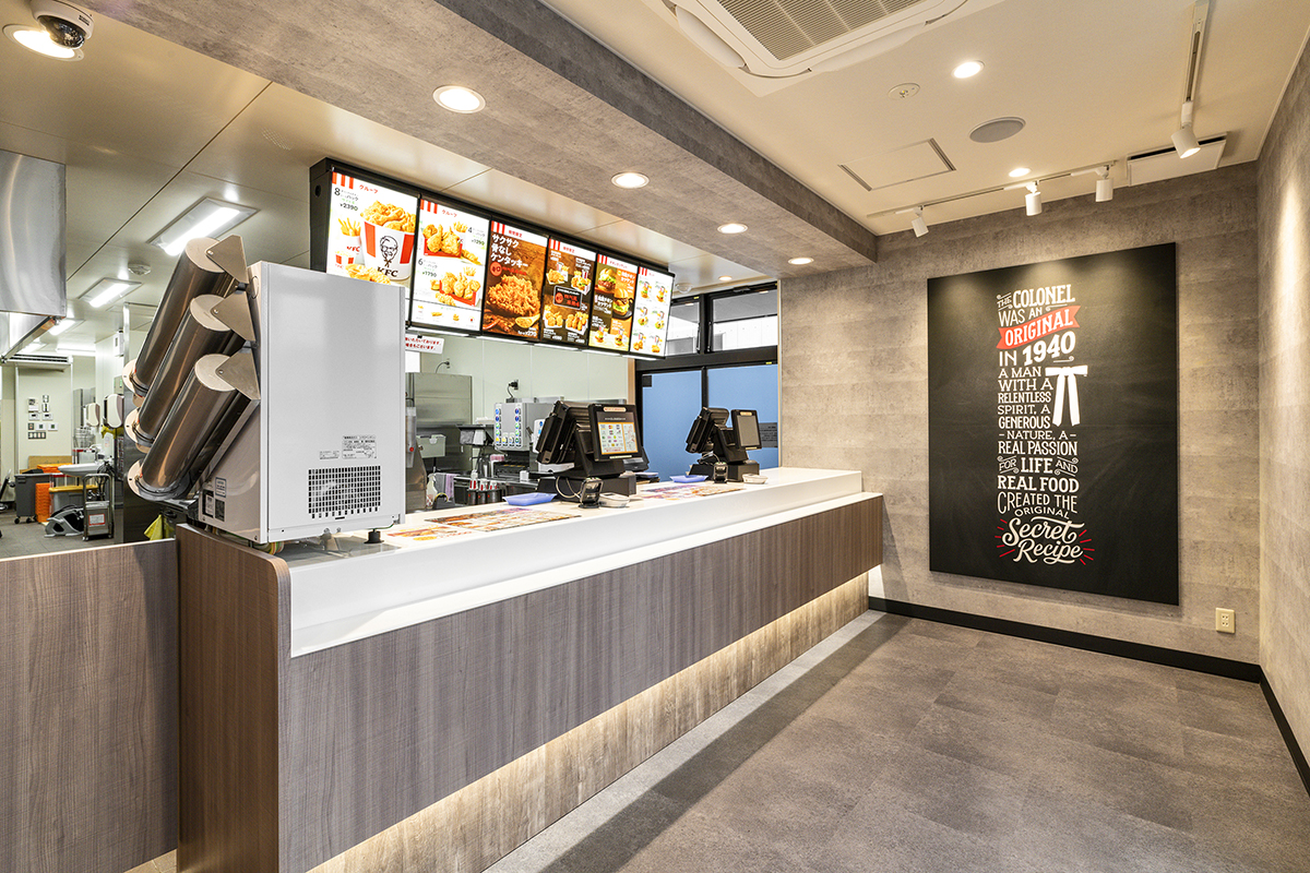 愛知県西春日井郡豊山町のドライブスルー付きファストフード店　注文カウンター