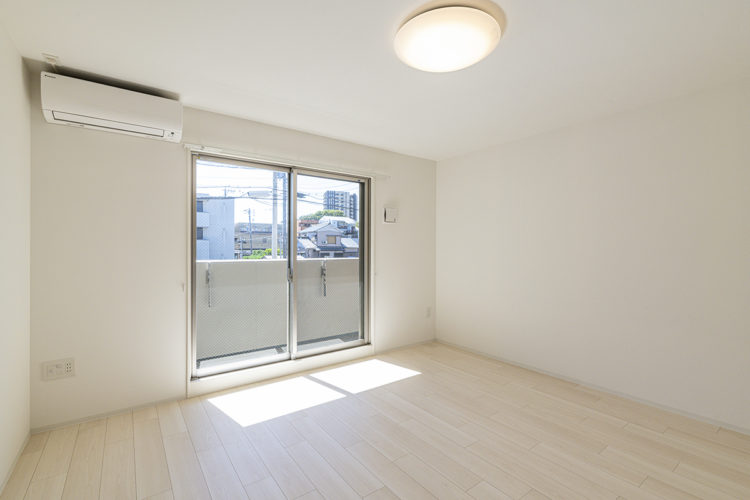 名古屋市天白区の4階建て賃貸マンションのエアコン付きの洋室
