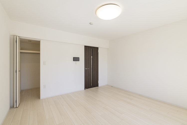 名古屋市天白区の4階建て賃貸マンションのクローゼット付きの洋室