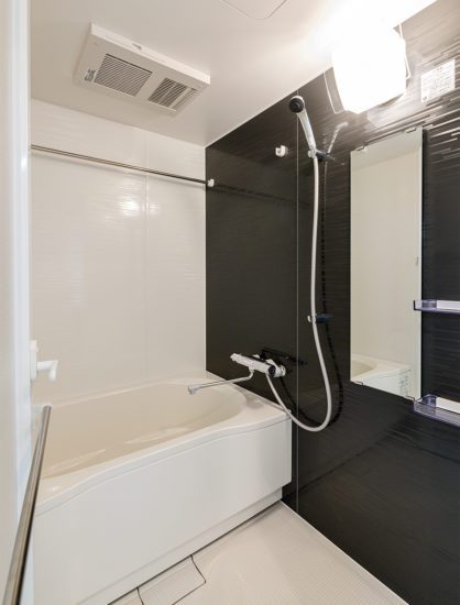 愛知県豊田市の12階建ての賃貸マンションの浴室乾燥付きのバスルーム