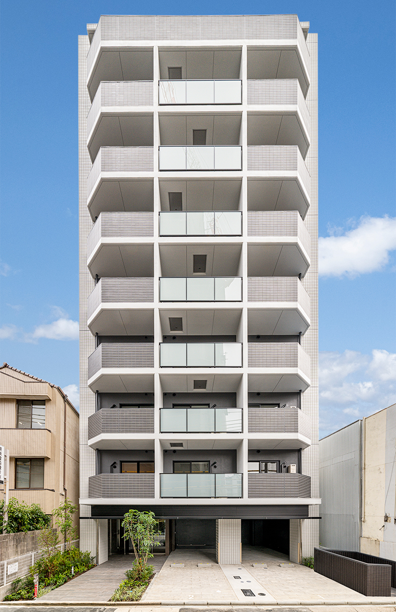 名古屋市東区の高級感のある9階建てワンルーム賃貸マンションの外観