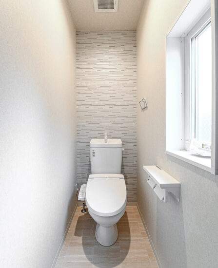 名古屋市中村区の戸建賃貸住宅のシンプルなデザインのトイレ