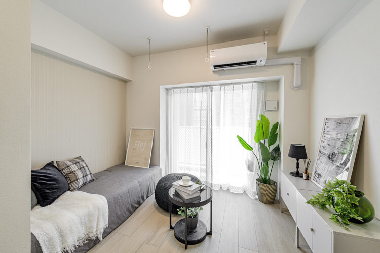 名古屋市中区の賃貸マンションのワンルームタイプの間取りの室内物干し、エアコン付きのシンプルなデザインの洋室