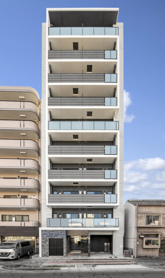 名古屋市中区の約40坪の土地の1フロアに1LDK×2戸の全部屋角住戸の賃貸マンション