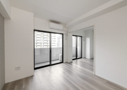 名古屋市中区の駅近・約70坪の土地の店舗付き賃貸マンション：Aタイプ：バルコニーと面し、LDKと洋室には広めの開口部