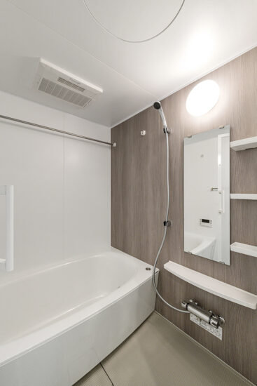 名古屋市中区の駅近・約70坪の土地の店舗付き賃貸マンション:Aタイプ:ゆったりとした浴室乾燥付きのバスルーム