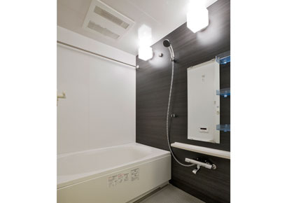 鉄筋コンクリートで6世帯。全室角部屋のプライベートを重視した「 レージュモーダ6」浴室